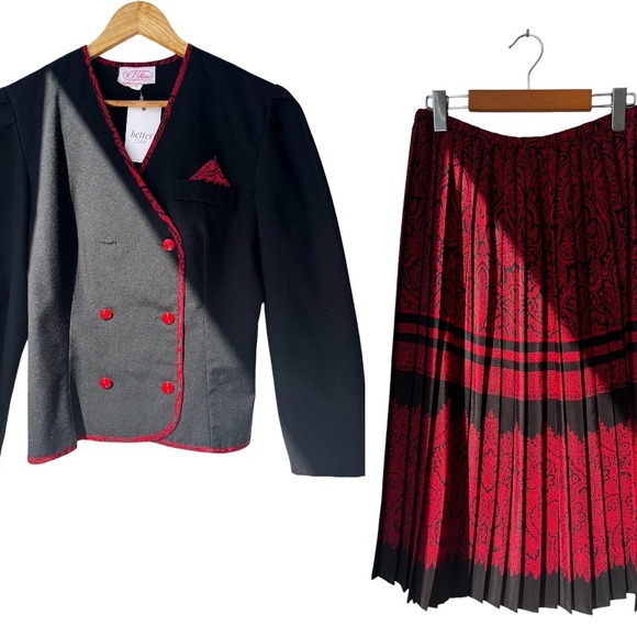 Circa 1970’s MOD Black and Red Blazer & Skirt Set - Picture 6 of 16